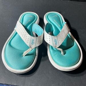 Nike Kids Teal and White Sandals